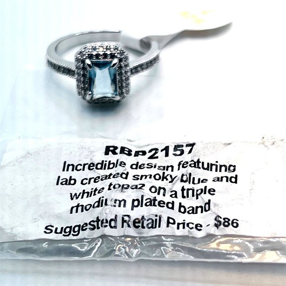 Ring Bomb Party Ring #2157, size 7 - Picture 1 of 3
